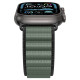 Juoda / žalia apyrankė Apple Watch 8 / 9 / 10 / 11 / 12 / SE / Ultra (44 / 45 / 46 / 49 mm) laikrodžiui "Spigen WBF1 Band"