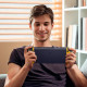Mėlynas / geltonas dėklas Nintendo Switch 2 žaidimų kompiuteriui "Spigen Nano Pop"