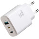Baltas 30W 1xUSB-A + 1xUSB-C + 1xLightning pakrovėjas "Joyroom JR-TG6"