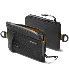 Juodas RFID kortelių dėklas "Spigen LF300 Soft"
