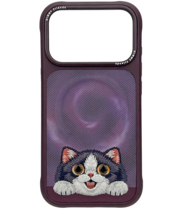 NIMMY dėklas BIG EYED LYING CREAM CAT, suderinamas su MagSafe, skirtas IPHONE 18 Pro/17 Pro, purpurinis